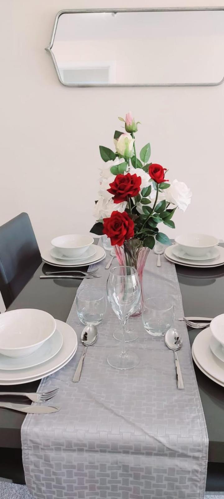 Stylish 2 Bedroom Apartment-Short Term Lets & Serviced Accomodation Reading Exterior photo